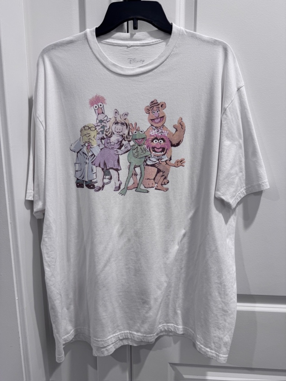 Men’s White Muppet Graphic Tee - Classic Character Crewneck